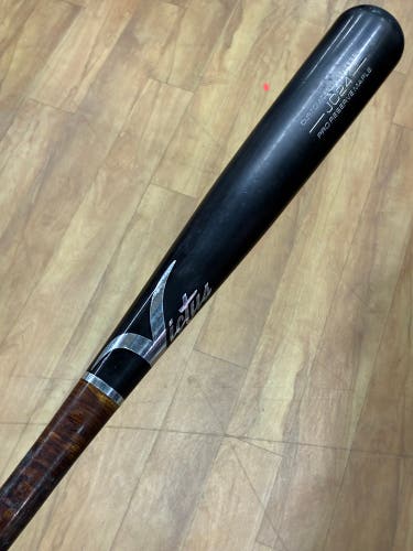 2018 Victus Pro Reserve JC24 Maple Bat (-3) Maple 30 oz 33" (Used)