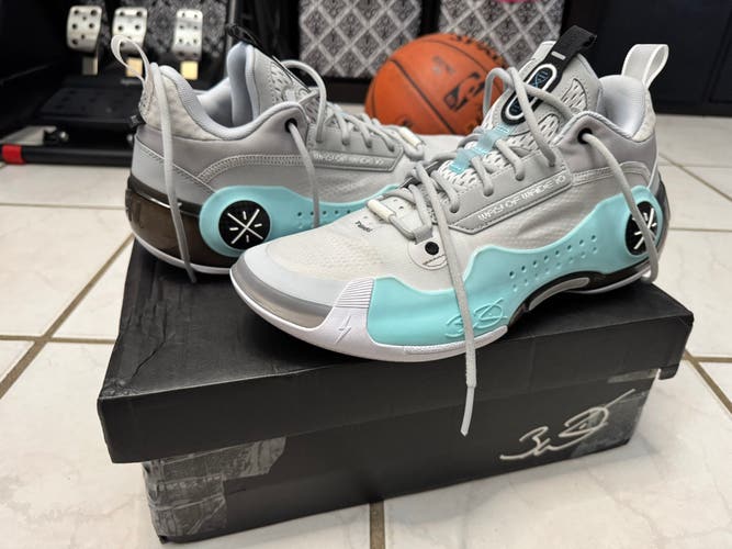 Li-Ning wade shoes Men's Size 11.0 basketball