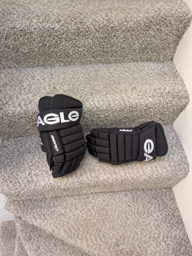 Eagle Aero Custom Pro Gloves 15" (New)