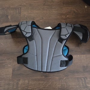 Small Youth Nike Vapor LT Shoulder Pads (Used)