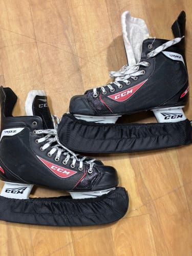 Senior CCM RBZ 40 Hockey Skates 10 (Used)