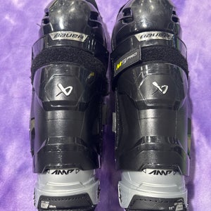 Junior Bauer Supreme M5 Pro Shin Pads 11" (Used)