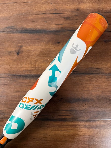 DeMarini CFX 28/17 (-11) Fastpitch Softball Bat