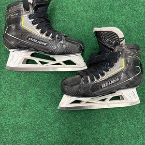 Intermediate Bauer Elite Hockey Goalie Skates (Fit 2)Size 5 (Used)