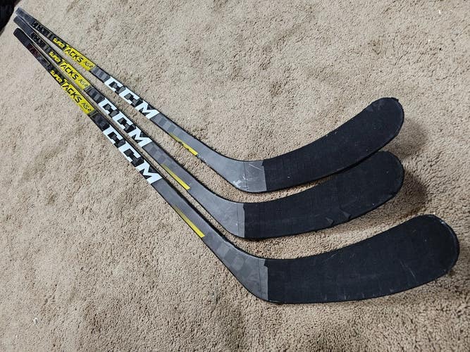 3x PACK McGINN Penguins Game Used Sticks CCM SUPER TACKS AS2 PRO 85 flex LH