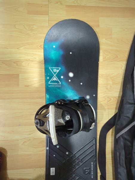 Burton snowboard LTR 150cm with Bindings size M beginner