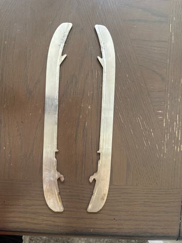 Bauer Step Steel 254 mm (Used)