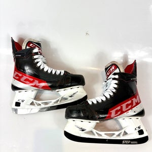 CCM JetSpeed FT4 Pro Hockey Skates Regular Width Size 6.5 (Used)