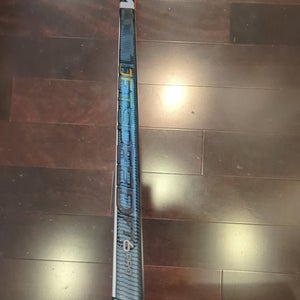 Intermediate CCM JetSpeed FT6 Pro Left Hand Hockey Stick P28 65 Flex (New)