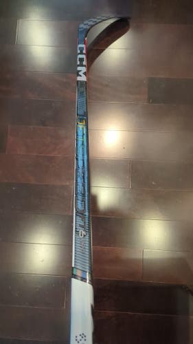 Intermediate CCM JetSpeed FT6 Pro Left Hand Hockey Stick P28 65 Flex (New)