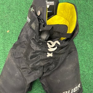 Black Bauer Supreme Ultrasonic Hockey Pants (Used) | Youth Large