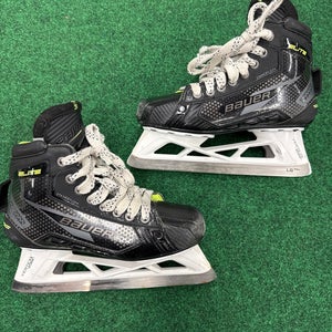 Intermediate Bauer Elite Hockey Goalie Skates (Fit 2) Size 5 (Used)
