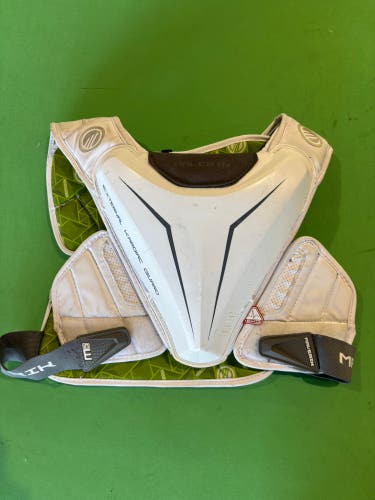 Maverik M5 Shoulder Pads | Adult Medium