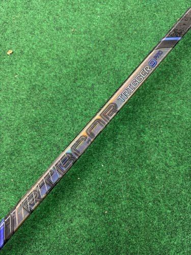 Intermediate CCM Ribcor Trigger 9 Pro Hockey Stick Right Handed P29 65 Flex (Used)