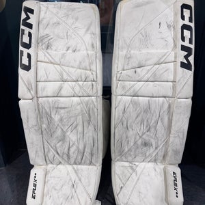 White 32" Senior CCM EFlex 6.9 Goalie Leg Pads (Used)