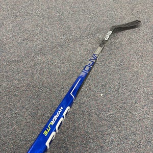 Intermediate Bauer Vapor Hyperlite Hockey Stick Right Handed P92 65 Flex Pro Stock (Used)