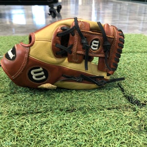 Brown Wilson A550 RH Infield Baseball Glove 11" (Used)