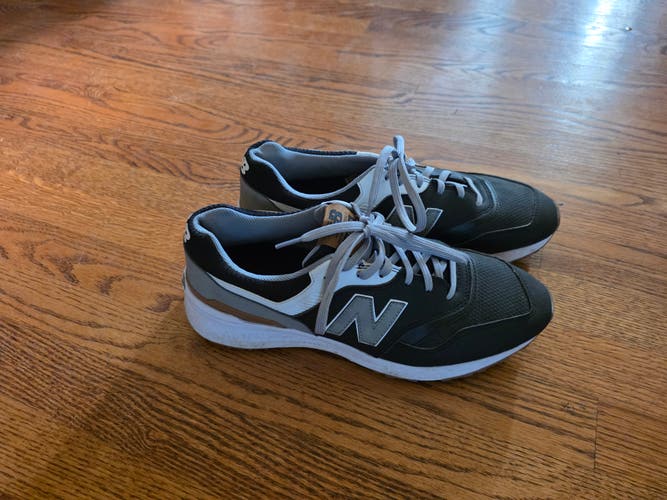 Men's Size M 11.5 (W 12.5) New Balance Golf Shoes (Used)
