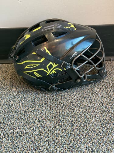 Used Black Cascade CS-R Youth Helmet