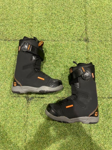 Kid's 2.5Y (Big Kids / Youth) Other Snowboard Boots (New)