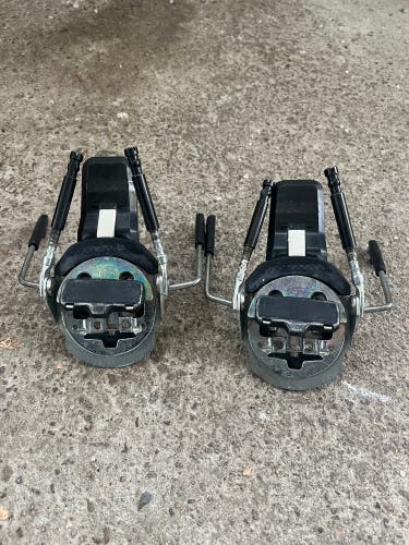 FKS Pivot 1.0 14 Ski Bindings 115 mm Brakes (Used)