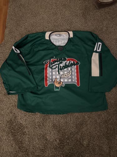 Green Goalie Cut Men's Jersey (Used)