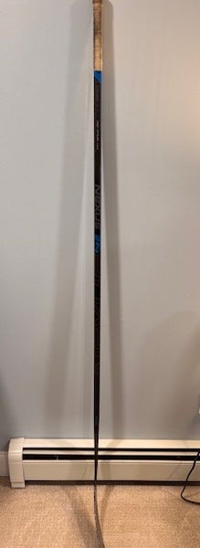 Senior Bauer Nexus 2N Right Handed Hockey Stick P92 77 Flex (Used)