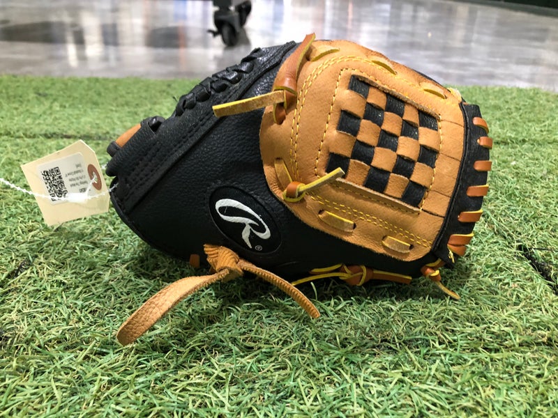 Rawlings The Mark of a Pro RH Pitcher's Baseball Glove 9" (Used)