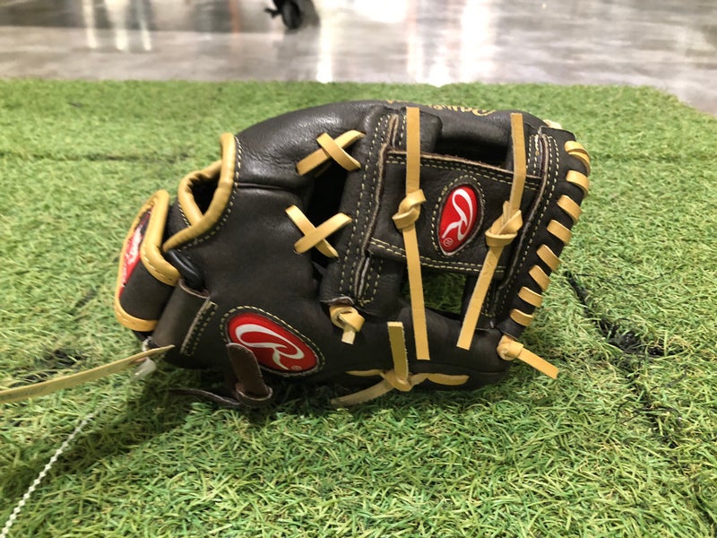 Brown Rawlings Highlight Series RH Infield Baseball Glove 10.5" (Used)