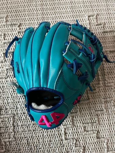 2025 Infield RH 44 Pro Signature Series Baseball Glove 11.5"