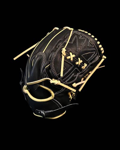 RH Pitcher's Baseball Glove 11.75" (New)