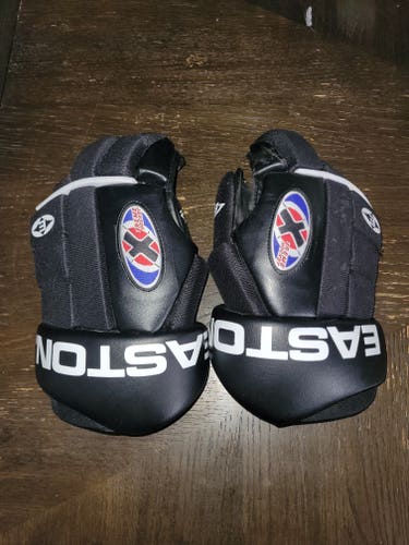 Easton Extreme hockey gloves 14" (Used)