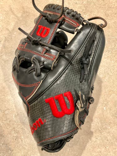 Wilson A2K RH Infield Baseball Glove 11.75" (Used)