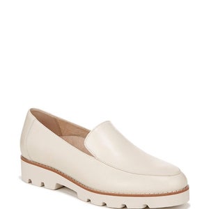 Vionic Kensley Flats Women's 7 Cream Leather Almond Toe Slip On Loafers HAWK2347
