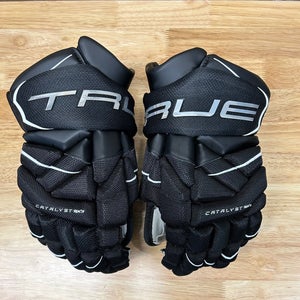True Catalyst 9x3 Gloves 13" (Used)