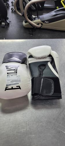 Used Everlast Boxing Gloves White MD 11497-S000155299