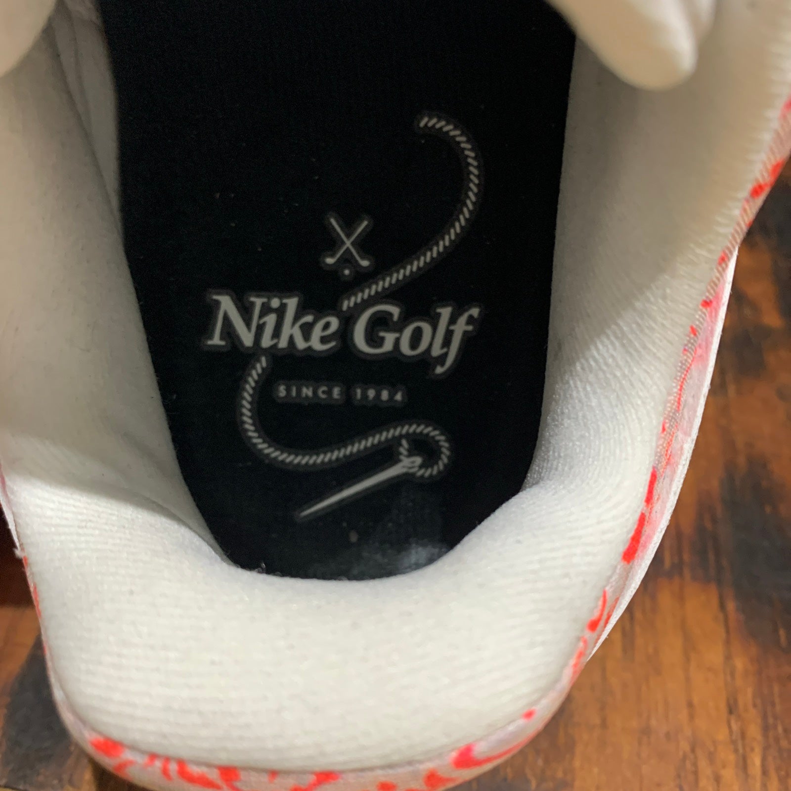 Nike Victory Pro 4 Golf Shoes 2025 White Pink Bloom Scheffler Mens 9 IM3485 100 Nike Victory Pro 4: Is Scottie main image 4