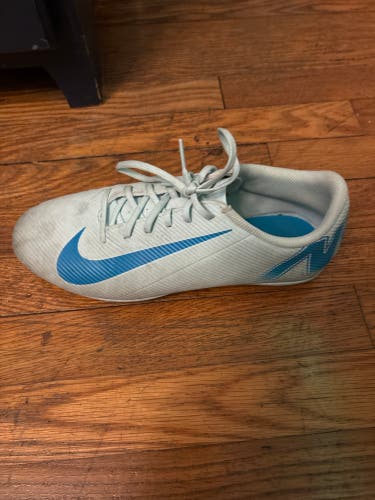Blue Men's Size M 9.5 (W 10.5) Nike Mercurial Vapor Molded Cleats Cleats (Used)