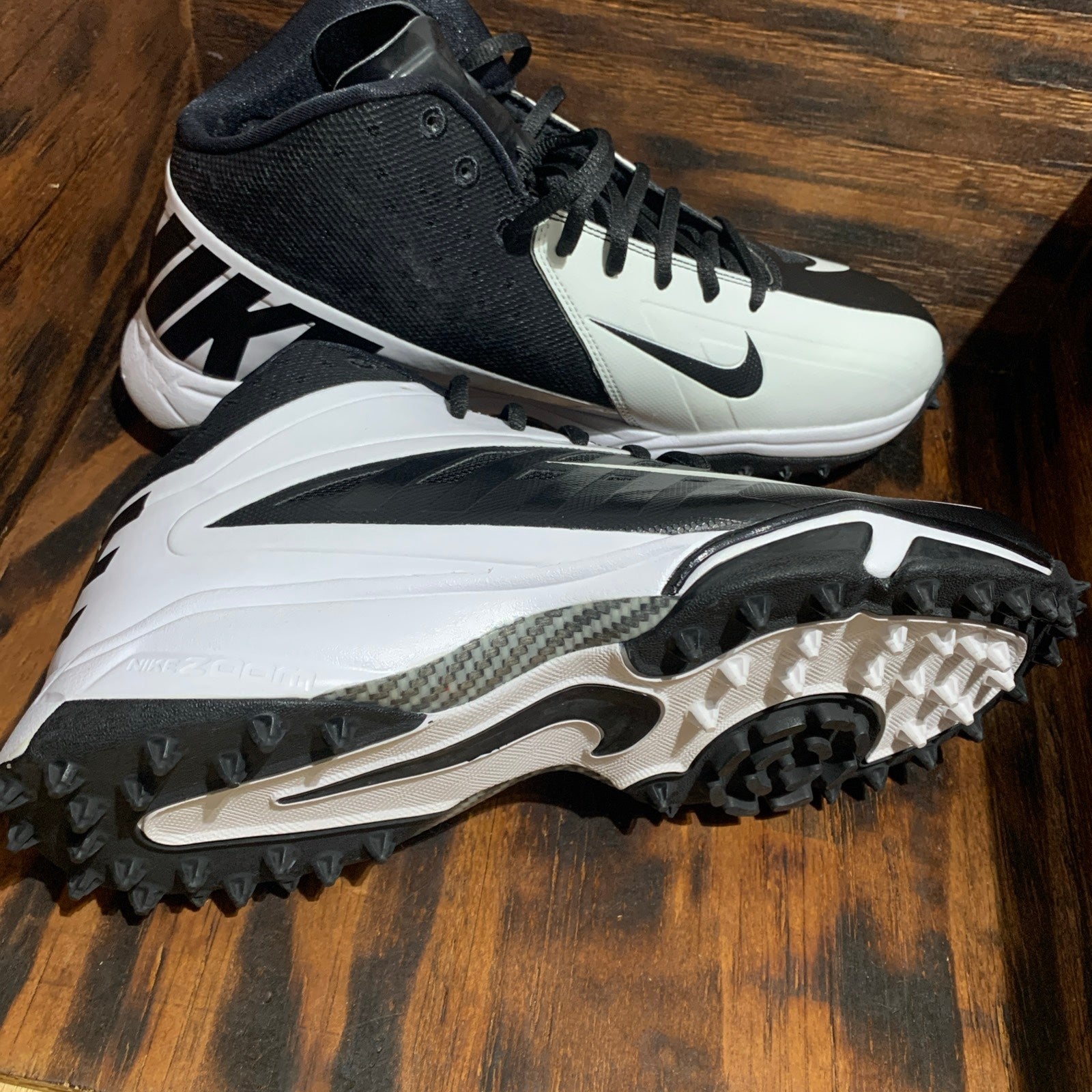New Nike Vapor Pro 3/4 Destroyer Football Shoes Black White  display picture 3