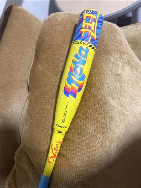 2026 Victus Nova Lit Composite USSSA Certified Bat (-10) 19 oz 29" (Used)