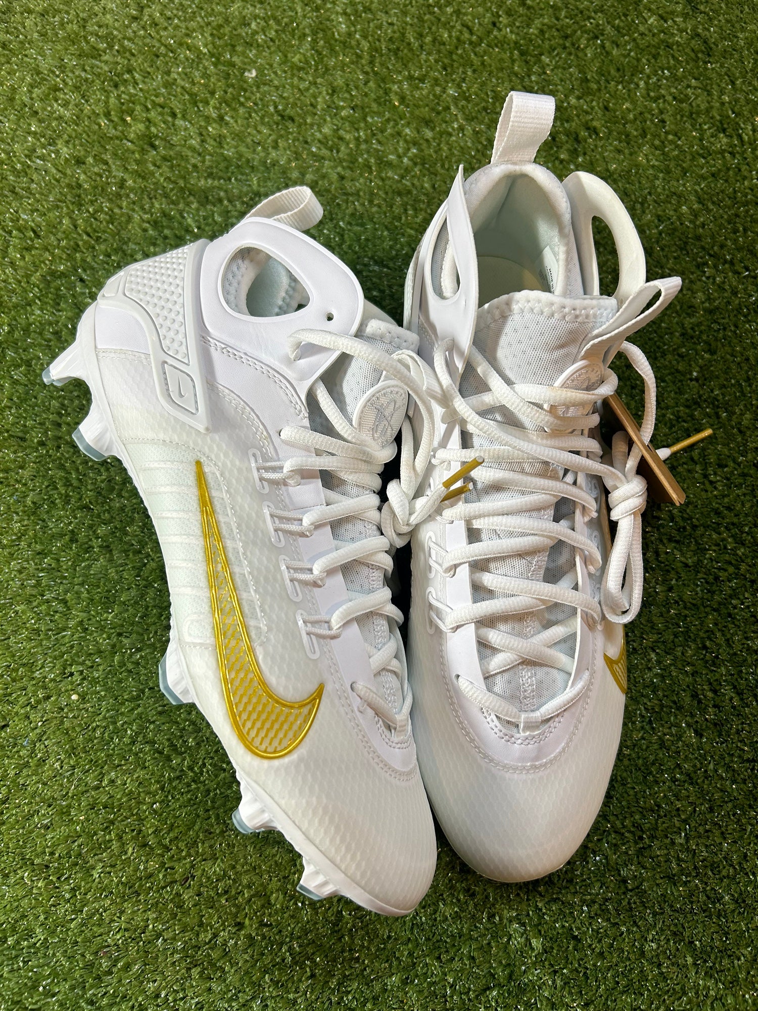 nike huarache cleats football
