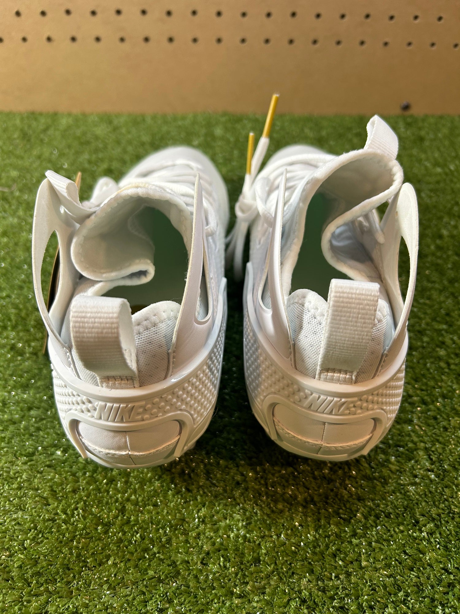 white huaraches mens size 11