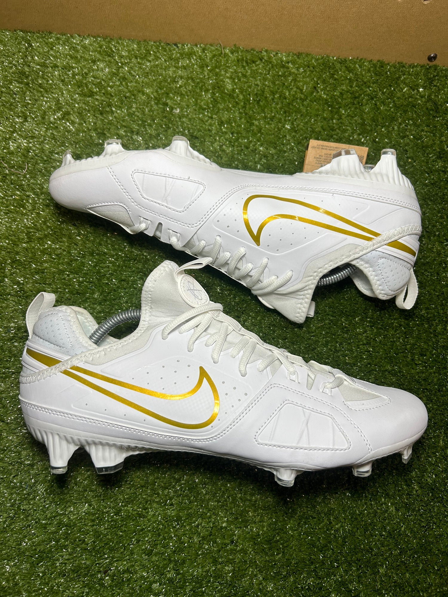 white huaraches size 12