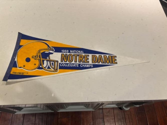 Notre Dame 1988 National Champions Felt Pennant