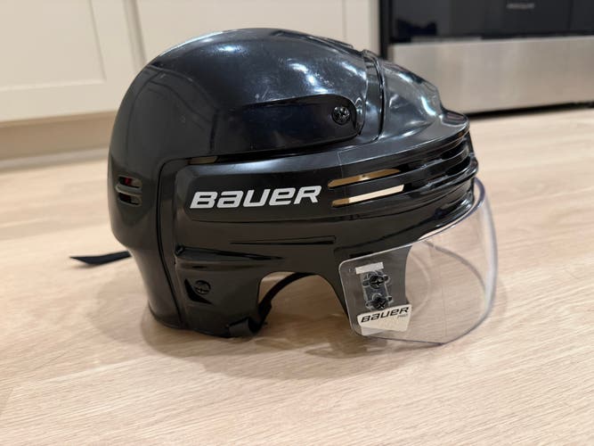 Large Bauer 4500 Helmet (Used)