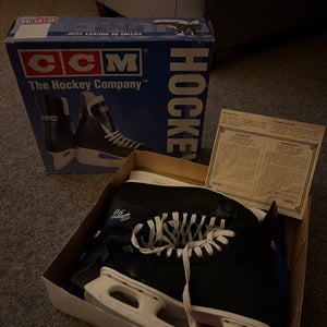 Black/White 1993 CCM Hockey Skates 12 (New)