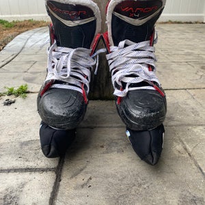Bauer Vapor 4 Hockey Skates Regular Width Size 4.5 (Used)
