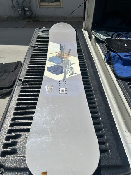 Nexus Snowboard Without Bindings 155 cm (Used)