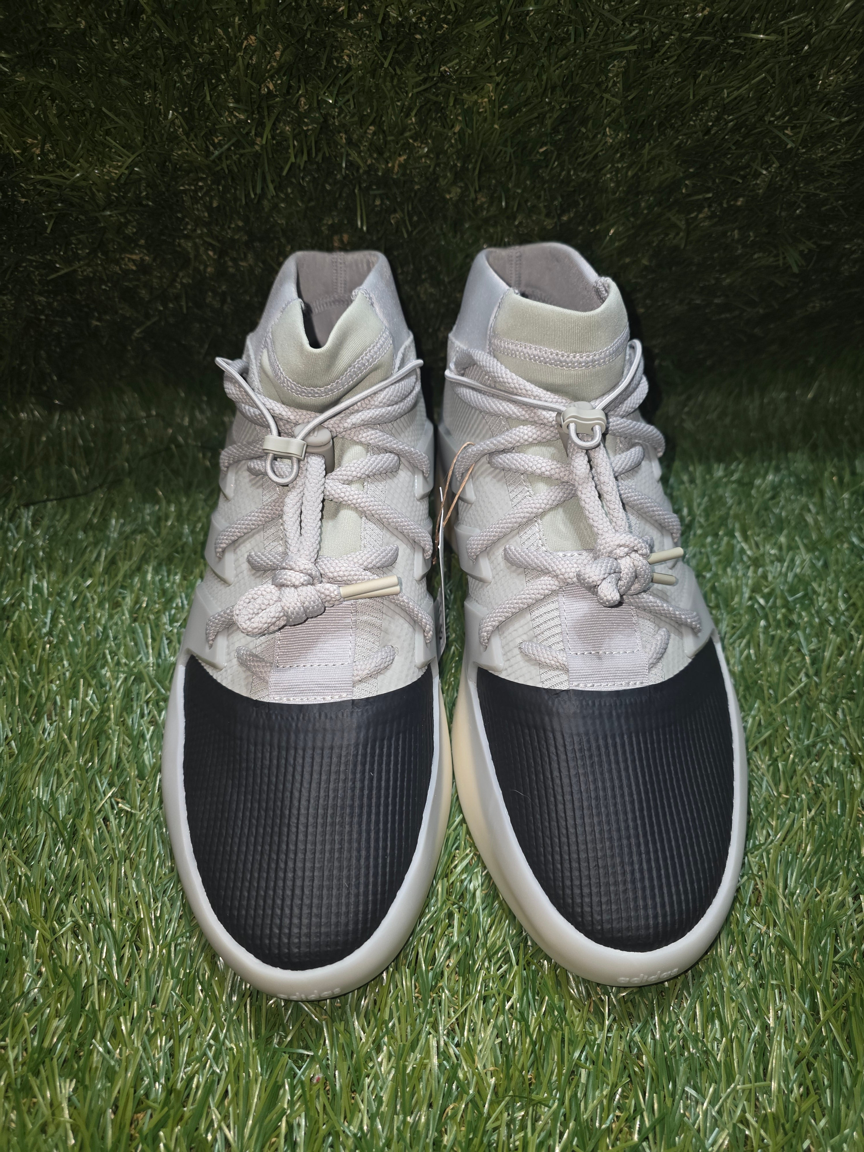 clearance basketball sneakers