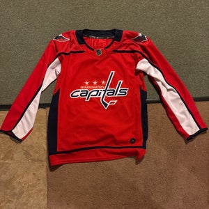 Size 54 Men's Adidas Washington Capitals Jersey (Used)
